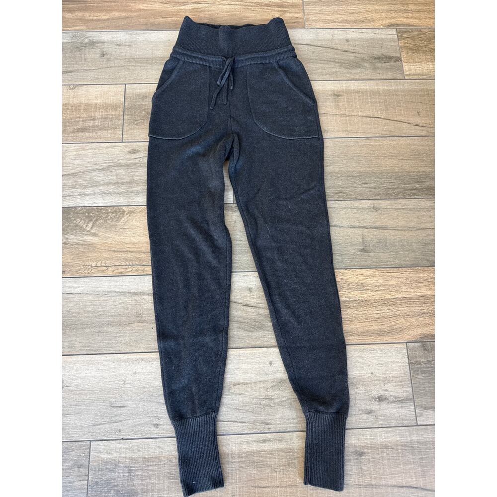 Lululemon Cashmere Blend Knit Joggers Ribbed Waist Cozy Lounge Pants size 4